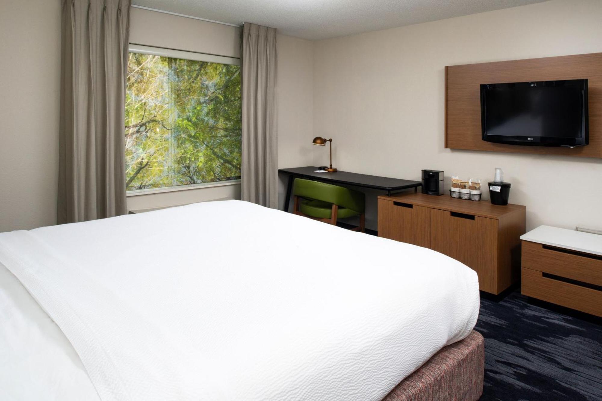 Fairfield Inn & Suites Greensboro Wendover Zewnętrze zdjęcie