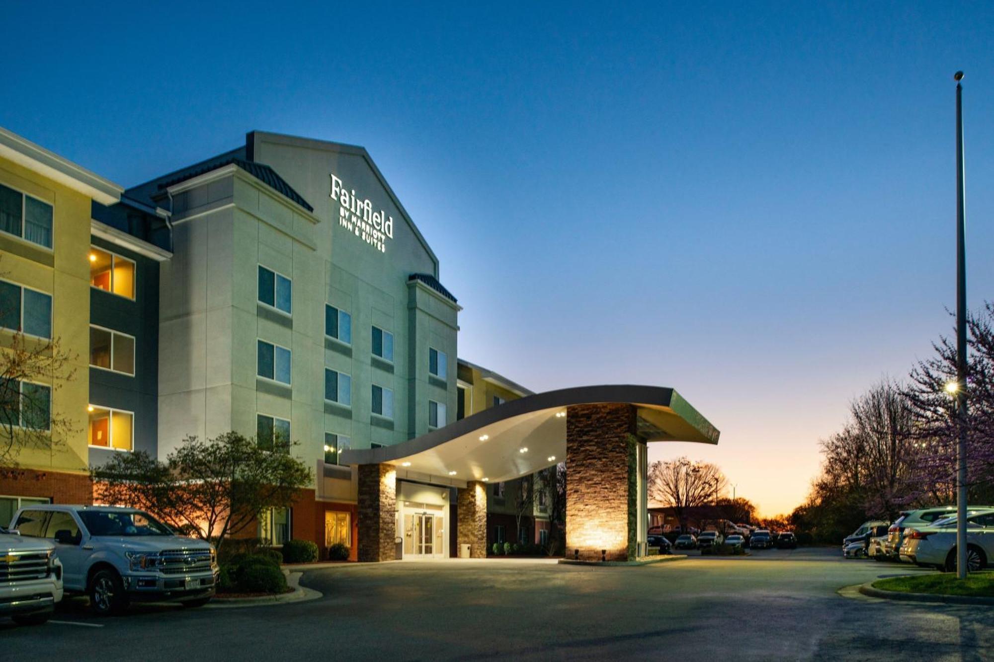 Fairfield Inn & Suites Greensboro Wendover Zewnętrze zdjęcie