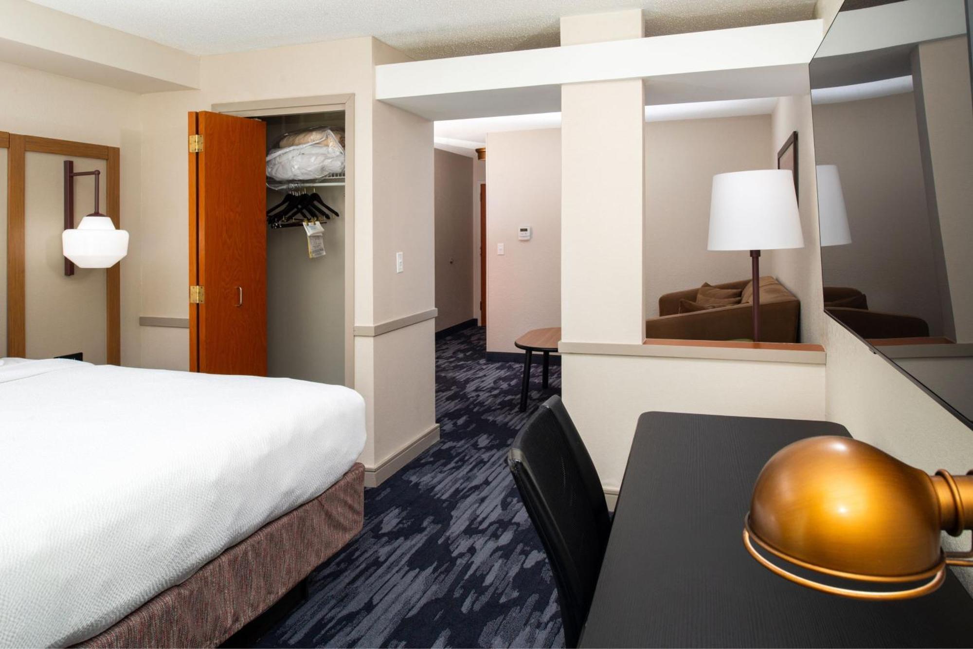 Fairfield Inn & Suites Greensboro Wendover Zewnętrze zdjęcie