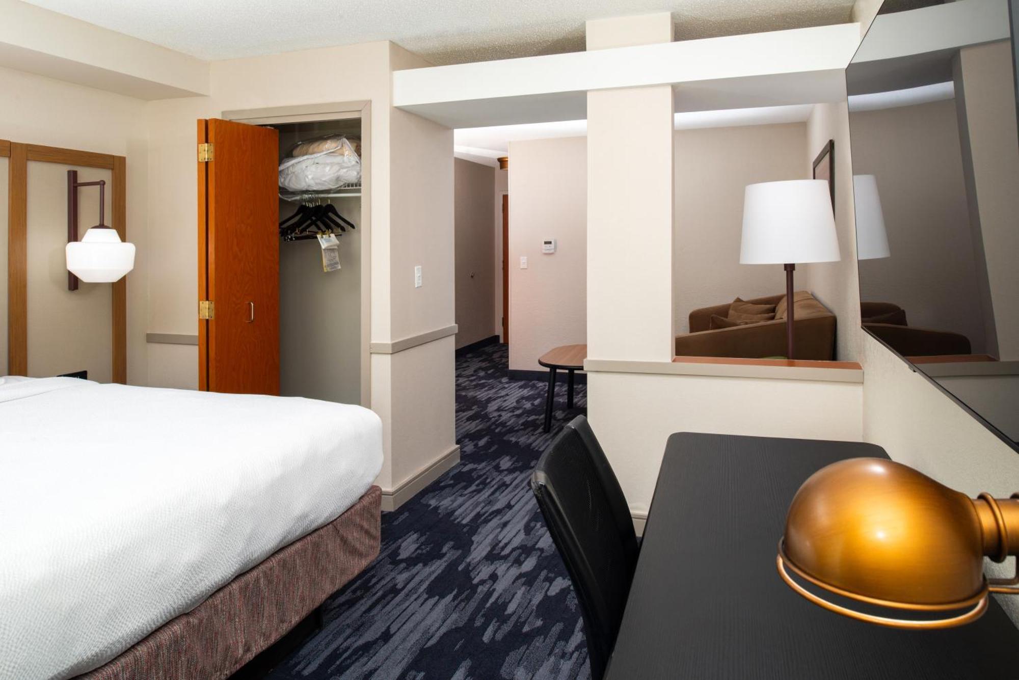 Fairfield Inn & Suites Greensboro Wendover Zewnętrze zdjęcie