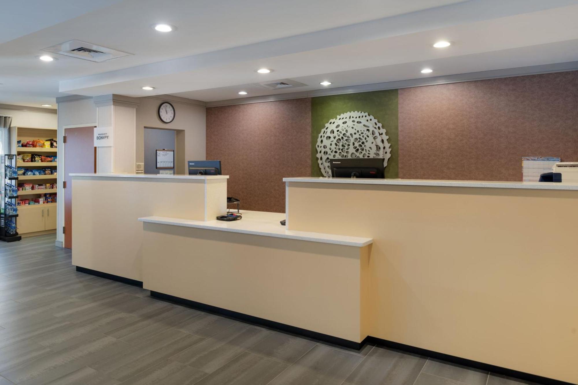 Fairfield Inn & Suites Greensboro Wendover Zewnętrze zdjęcie